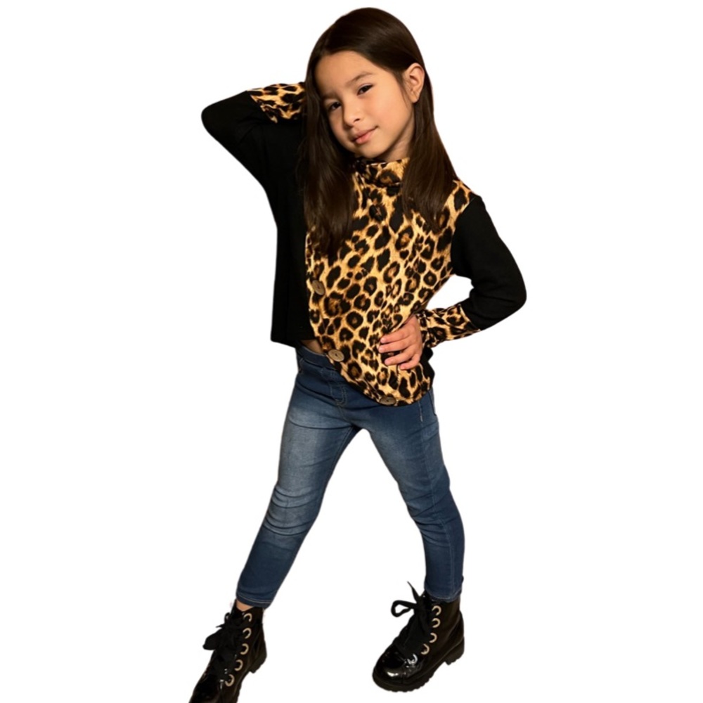 GIRL TRURTLE ANIMAL PRINT